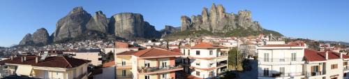 Meteora 360 Apartment by Meteora Residencies