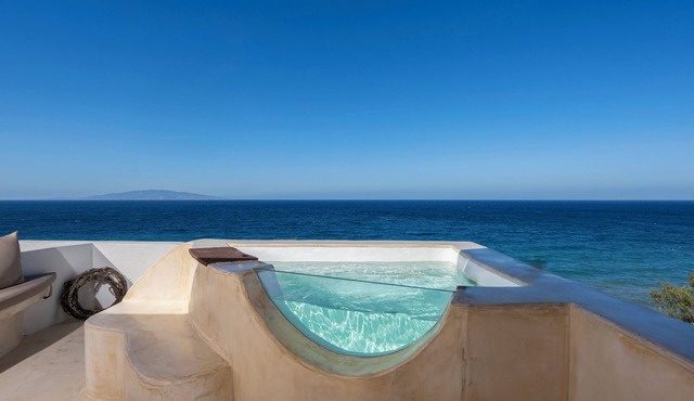 Michelangelo Beach Villa