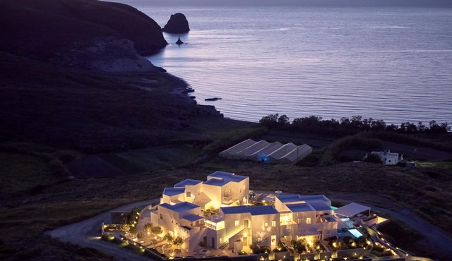 Milos Breeze Boutique Hotel