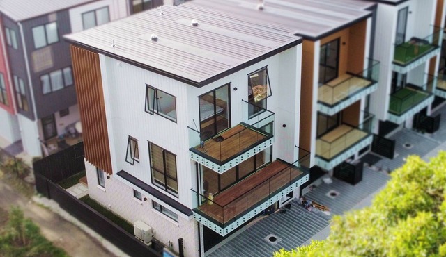Modern 4BR park-view home in St Johns