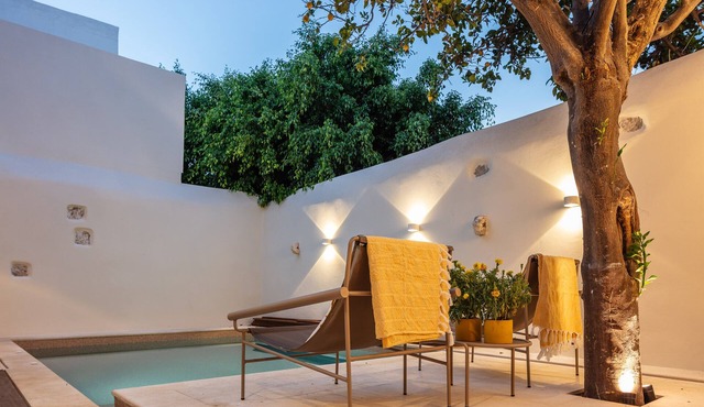 Modern Stone Villa Lemonia w/(heated-hot tub)pool/Steam room, Old City, Rethymno