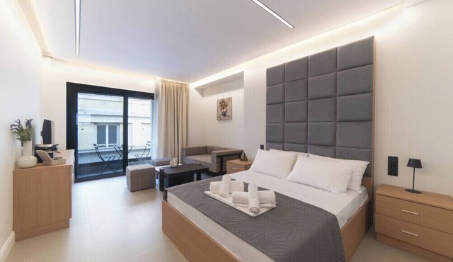 Modern Studio in Athens. Relax, Repeat
