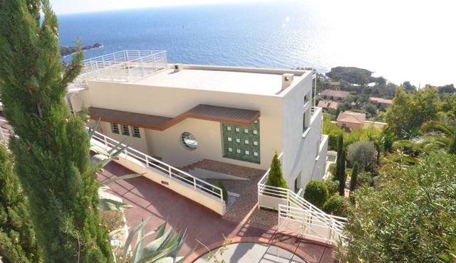 Modern villa with swimming pool and panoramic sea view