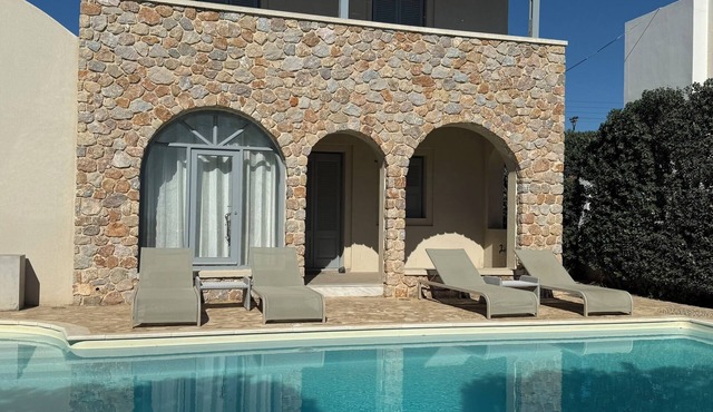 Monolithos Pool Villa by the Beach