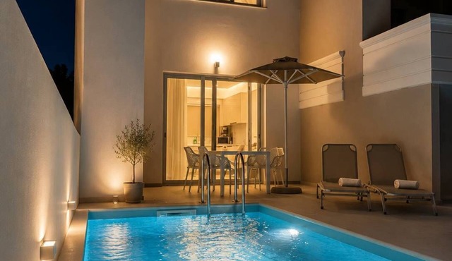 Oceana Suites & Villas Deluxe Private Pool Studio