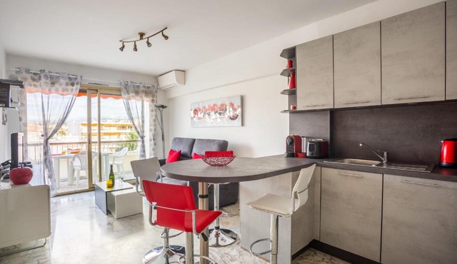 One BDRM flat AC-Congress,Beaches by Olidesi