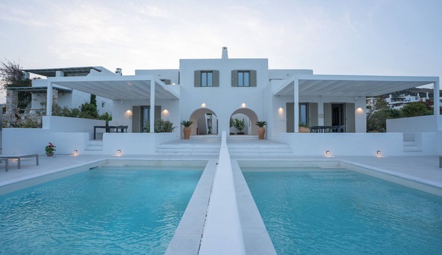 Paros Breeze Luxury Villa