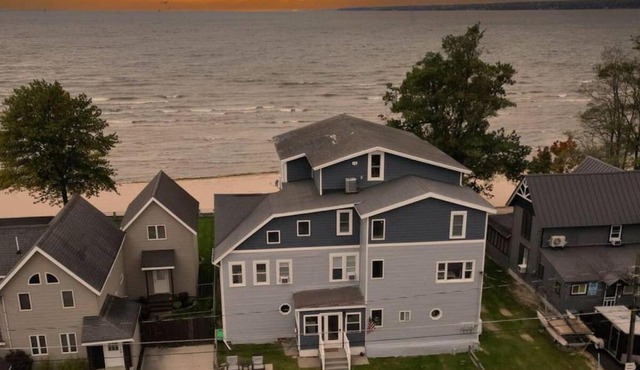 Perfect Group Getaway Sleeps 42 Guests