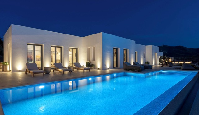 Plastires villas: 3bd Infinity Pool Villa