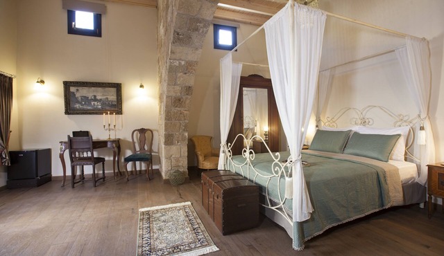 Porolithos Boutique Hotel