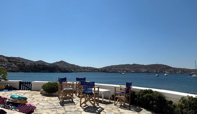 Private Bay-Captain's Villa on the Aegean seafront