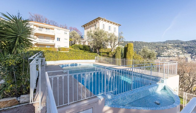 Quiet and open view, 1 Bdr with Swimming Pool & Garage