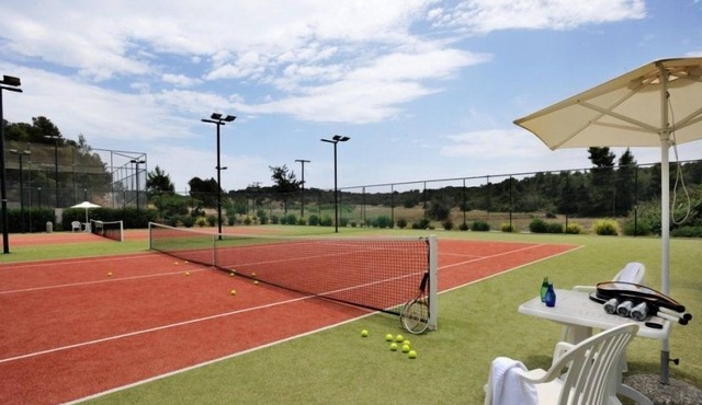 R 1191 Hotel Grace - Double Room with Sea View, Indoor Children's Playground & Tennis Court