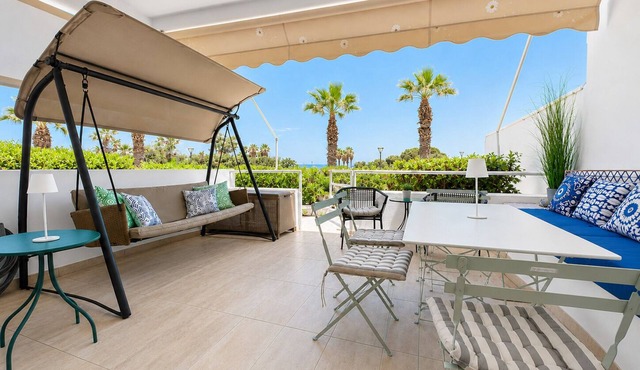Rafina Blue Horizon Maisonette with Garden by ΜΡS