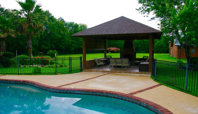 Relaxing getaway in a peaceful spacious setting