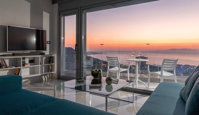 Rhodes Skyline Suite - 2 Bedroom with OutDoor jacuzzi and Sea view