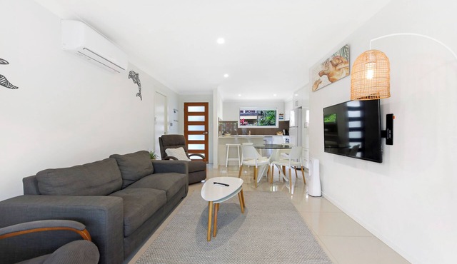 Riptide @ Park Beach: 3BR Coastal Comfort, Aircon & Work-Friendly Retreat