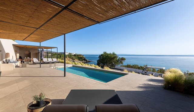 'S CAVE VILLAS SEASIDE KARYSTOS VILLA BETA