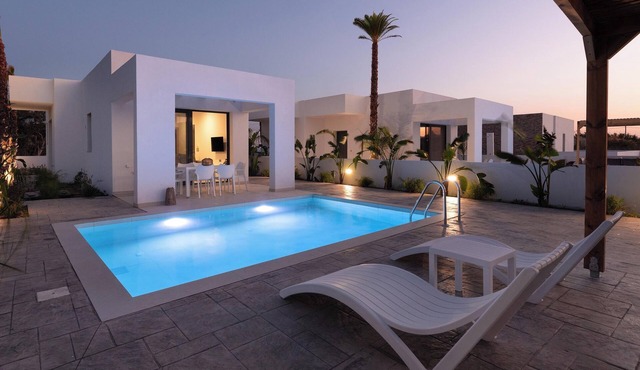 Salty Sun Luxury Villa 4