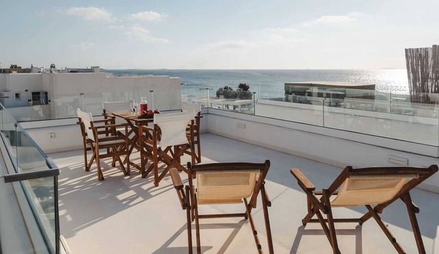 Sea La Vie Apartment, Steps from the Beach, Agios Prokopios