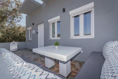 Seaside Suite