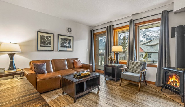 Side-by-Side Canmore Condos for 12🧡4 Bdrm/4Bath-Spectacular View☀️Pool/Hot Tub in Canmore