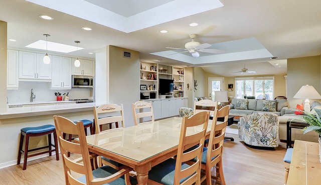 Spacious Getaway, Steps Away From The Ocean