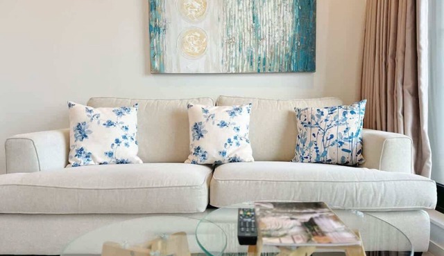 Stunning & Bright Studio in Central -Swimming Pool