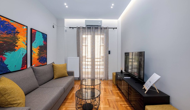 Stylish 2BR flat near hospital & Panormou metro station