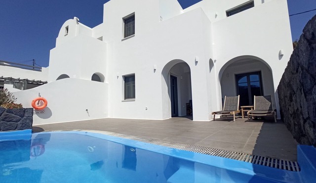 Suite Private Pool Arethousa