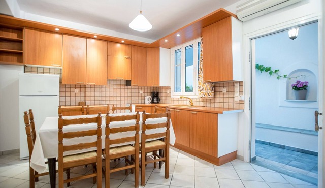 Three Bedroom Apartment (7-9 Adults), First Floor, near Center.
