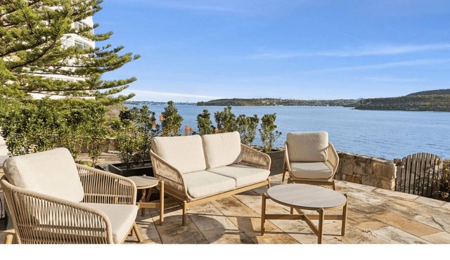 Three Bedroom Harbourfront Townhouse in Manly!