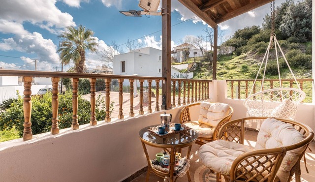 Traditional Thea Home, Rhodes