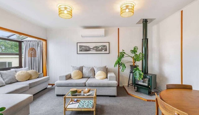 Tranquil Haven 2 BR and 1.5 BA Home Zodiak Stays