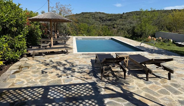Tsagarakis Guesthouse & Pool Room .4 with Mountain & Pool View, Wi-Fi, Air Conditioning