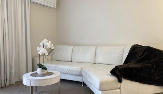 Two Bedroom Guest House in Remuera Auckland
