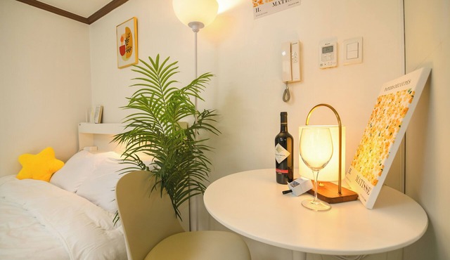 Urban Nest · Chic Studio 3min Konkuk, Seongsu Hotspot Just 1 Stop Away