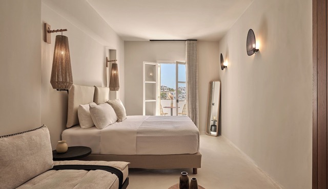 Utopia Hotel