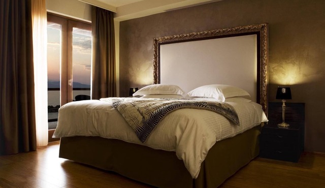 Valis Resort
