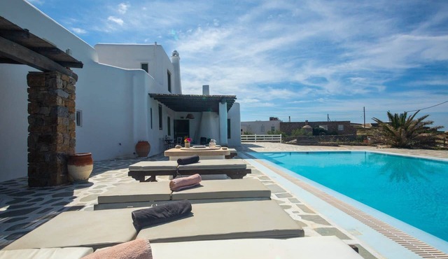 Villa Irilia, private pool & unrestricted sea view, Villa Irilia, private pool & unrestricted sea vi.