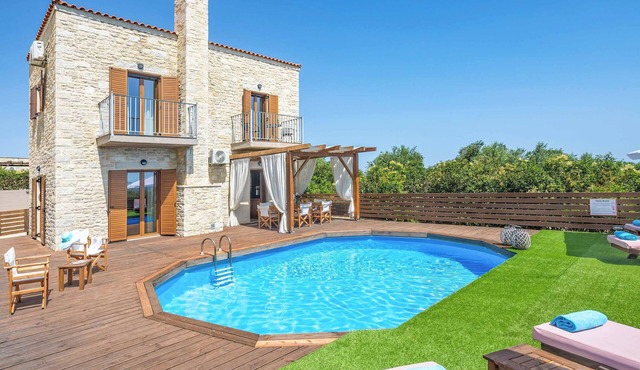Villa Ourania Klio - Two Bedroom Villa, Sleeps 4