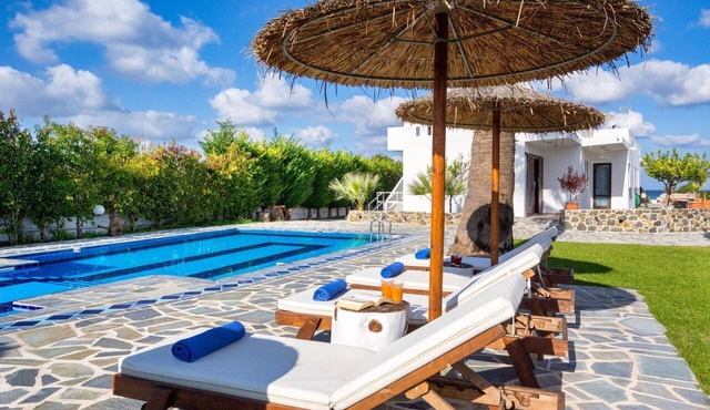 "Villa Palmeras" mit eigenem Garten und Gr by Interhome