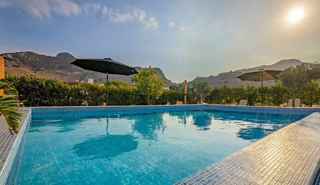 Villa Seven Springs - Two Bedroom Villa, Sleeps 4