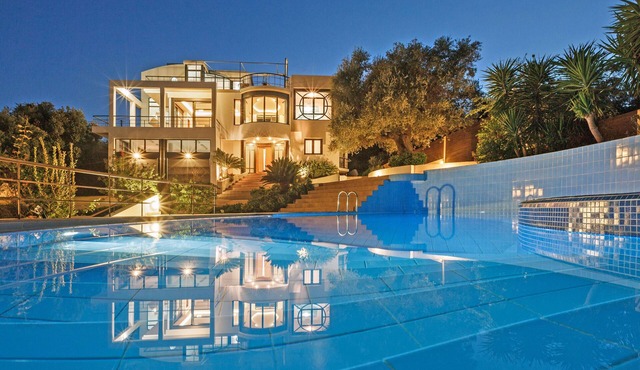 Villa Zaimis - Five Bedroom Villa, Sleeps 10