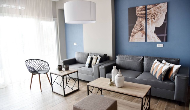 Welcome to Siggos Suites A