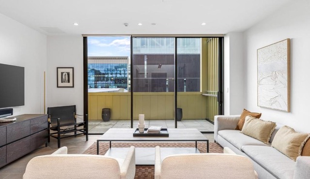 Wynyard Residence 3-Level Townhouse
