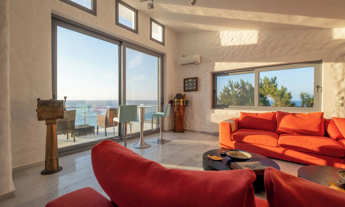 Gialiskari Villa | Icarus Luxury Beachfront Villa