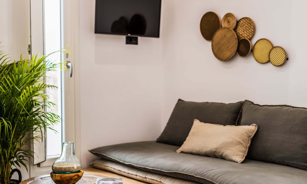 Naxos Town Hotel | Naxian Secret