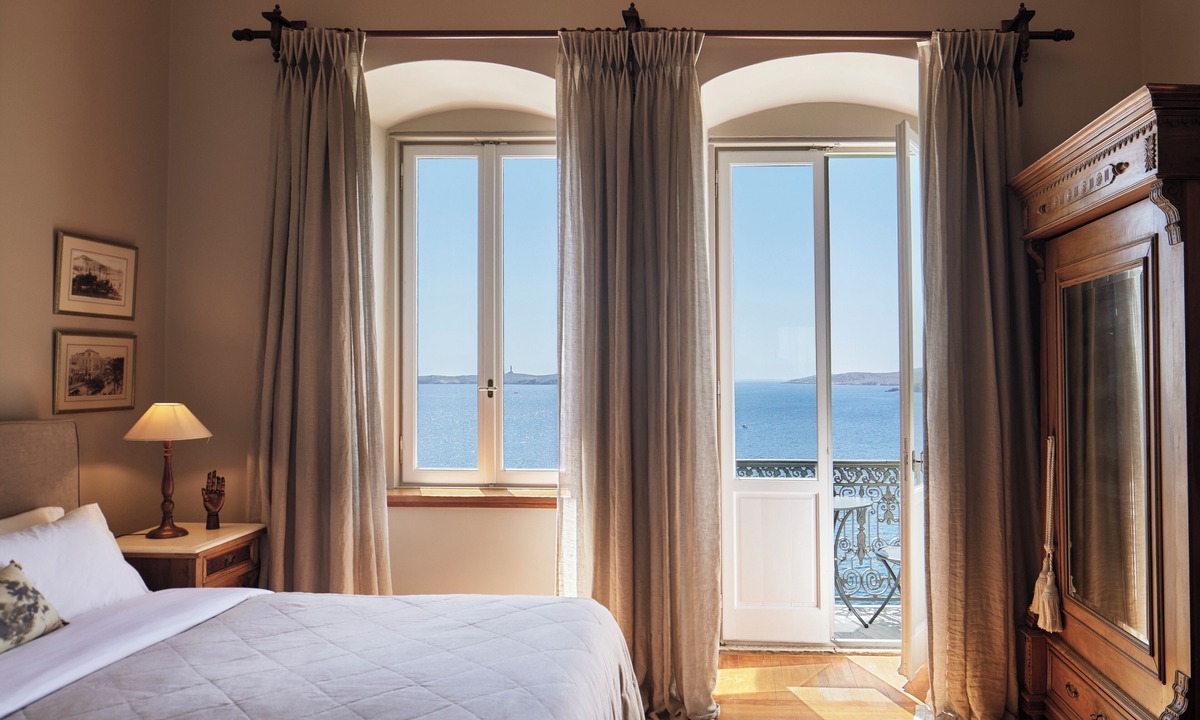 Ermoupoli Hotel | Syrou Melathron