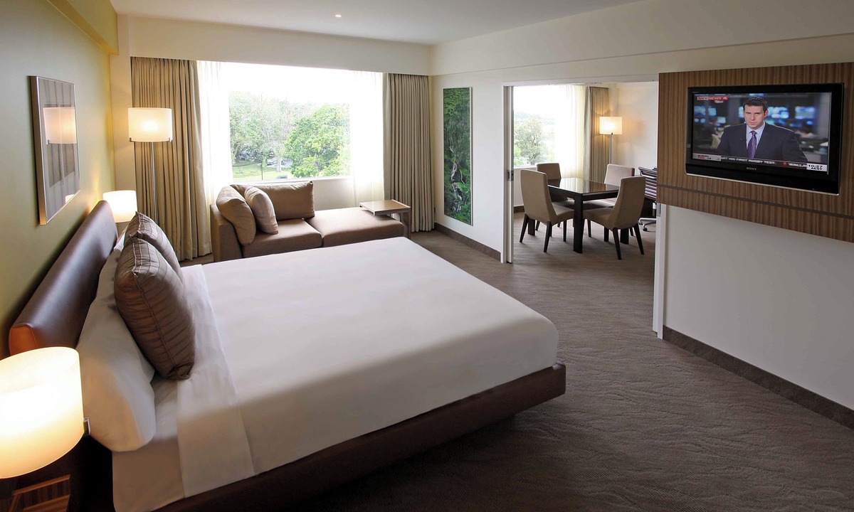 Greenlane - Ellerslie Hotel | Novotel Auckland Ellerslie